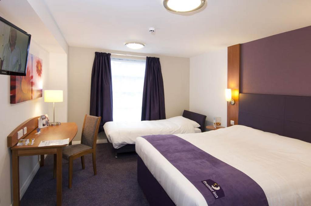 Premier Inn Ashford Central 部屋 写真