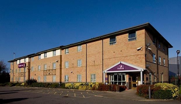 Premier Inn Ashford Central エクステリア 写真